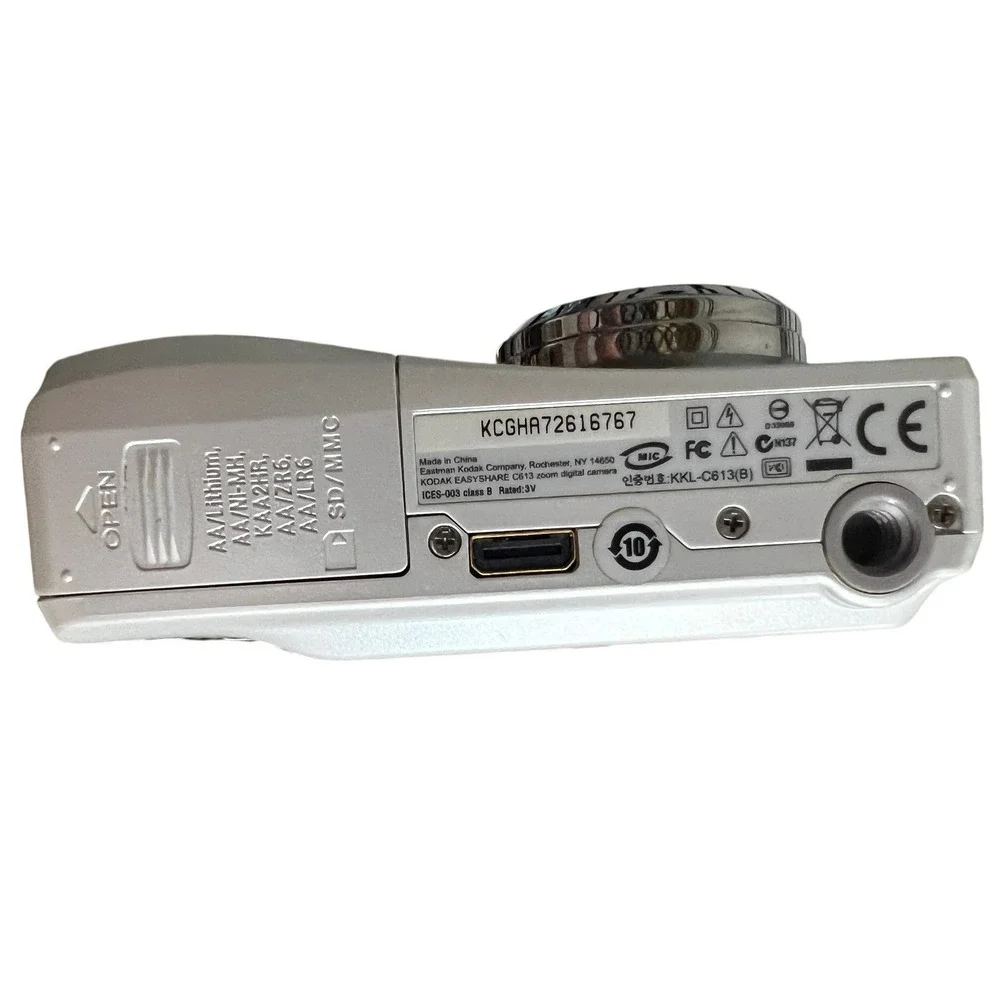 Kodak EasyShare‎ C613 Digital Camera White 3x Optical Zoom